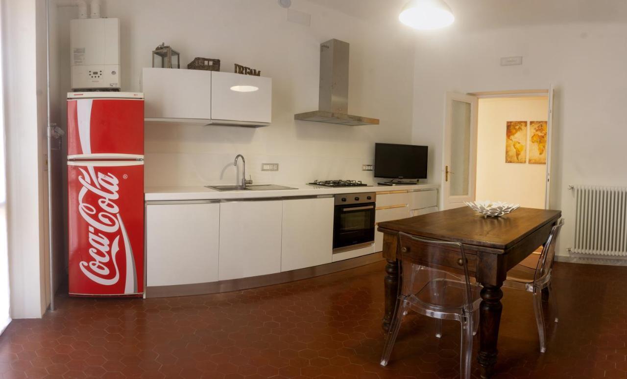 Ferienwohnung A Un Passo Dal Mare La Spezia Exterior foto